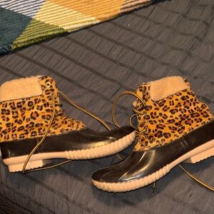 Avanti Leopard Print Winter Boots with Black and Cream